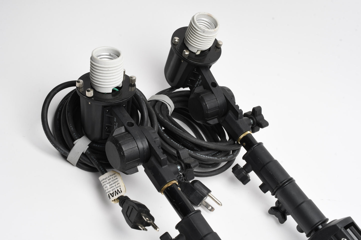 2X Westcott Photobasics #750 6.5' light stands w/Ceramic bulb heads