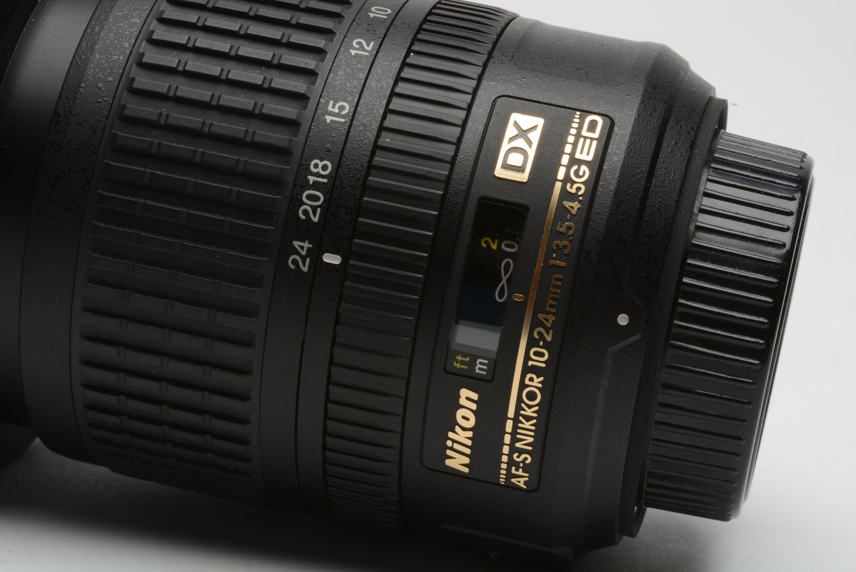 Nikon AF-S Nikkor 10-24mm f3.5-4.5G ED DX IF Aspherical zoom lens