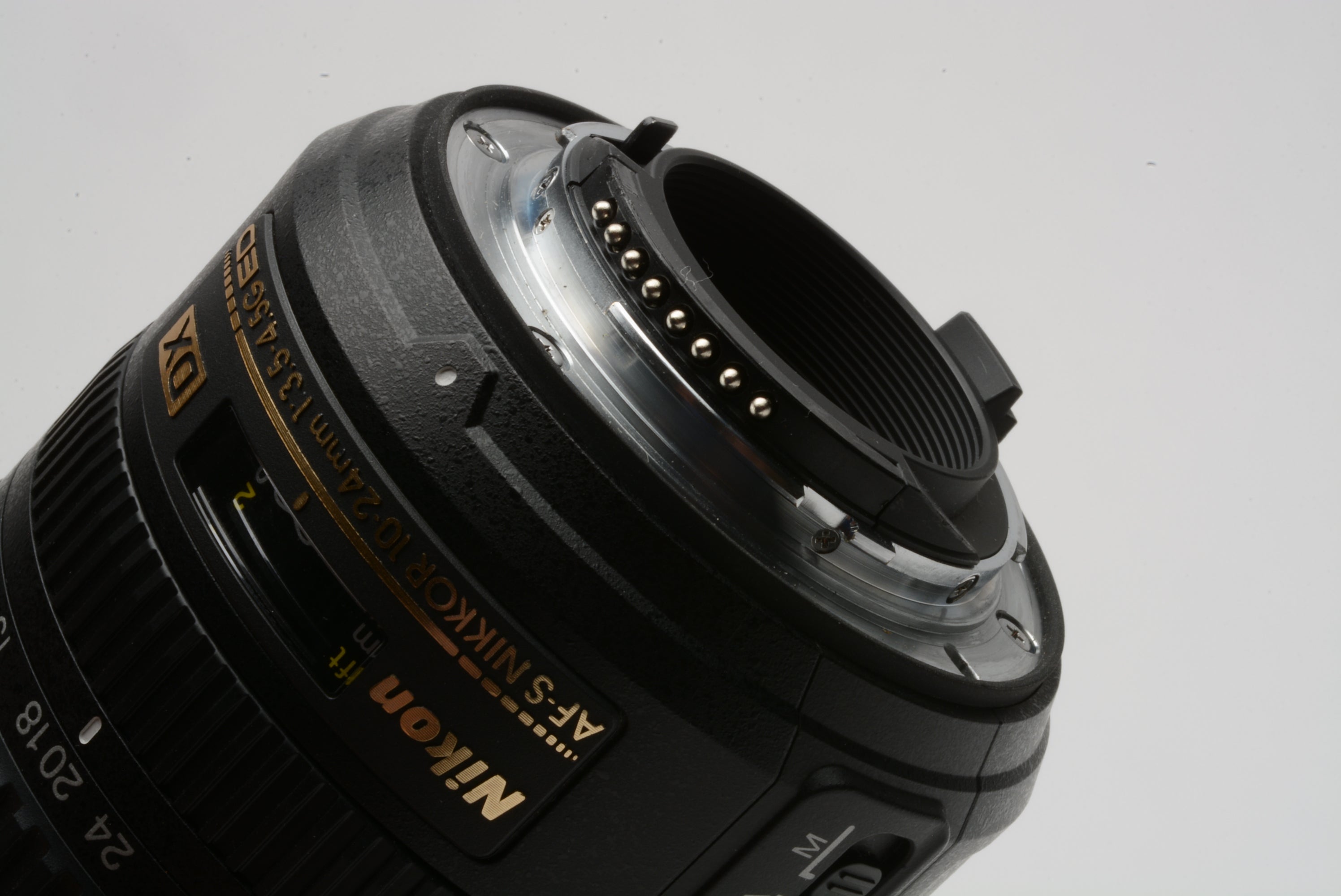 Nikon AF-S Nikkor 10-24mm f3.5-4.5G ED DX IF Aspherical zoom lens