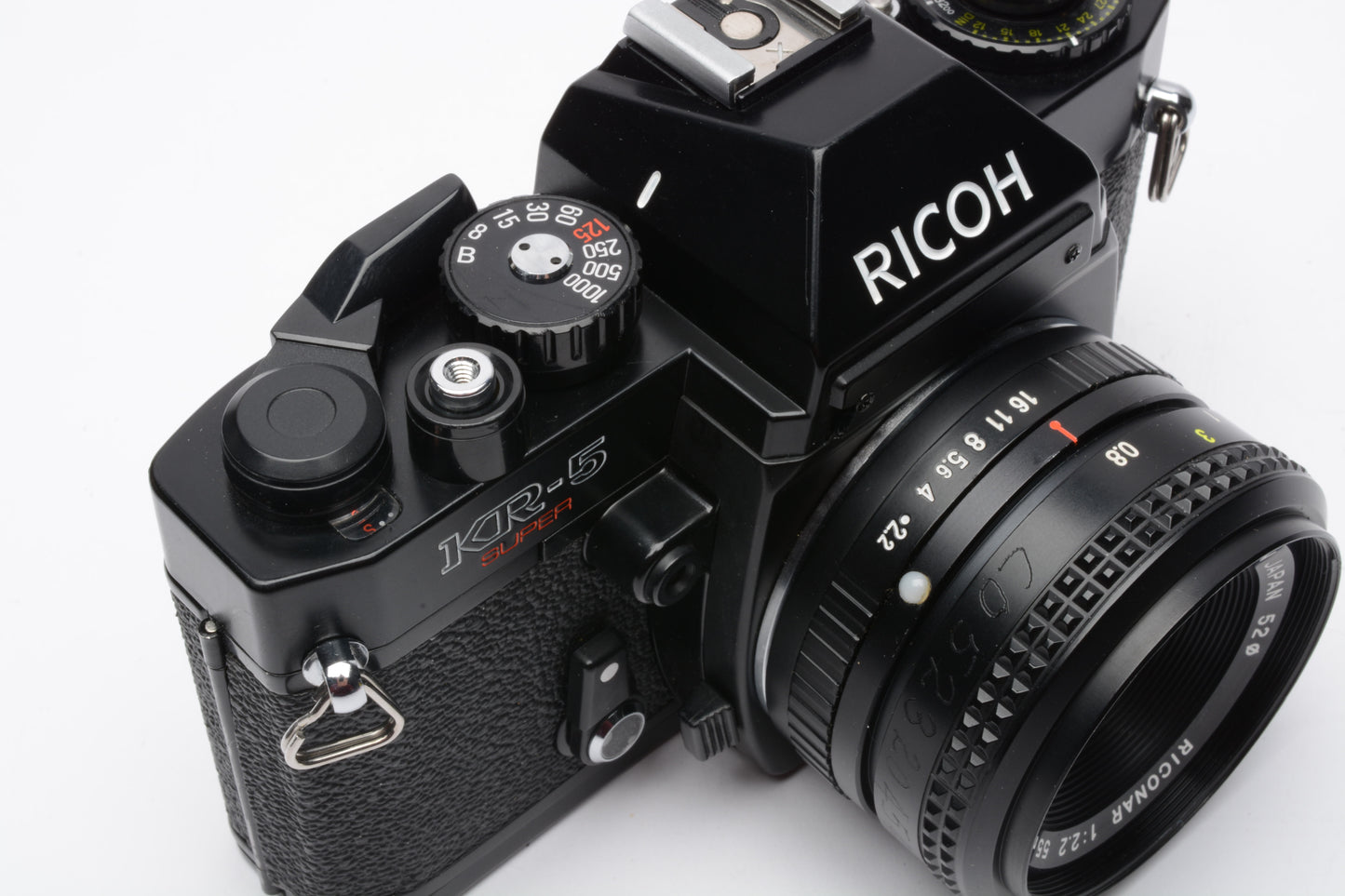 Ricoh KR-5 Super 35mm SLR w/50mm f2.2 Prime lens, cap, New seals, tested, Great!