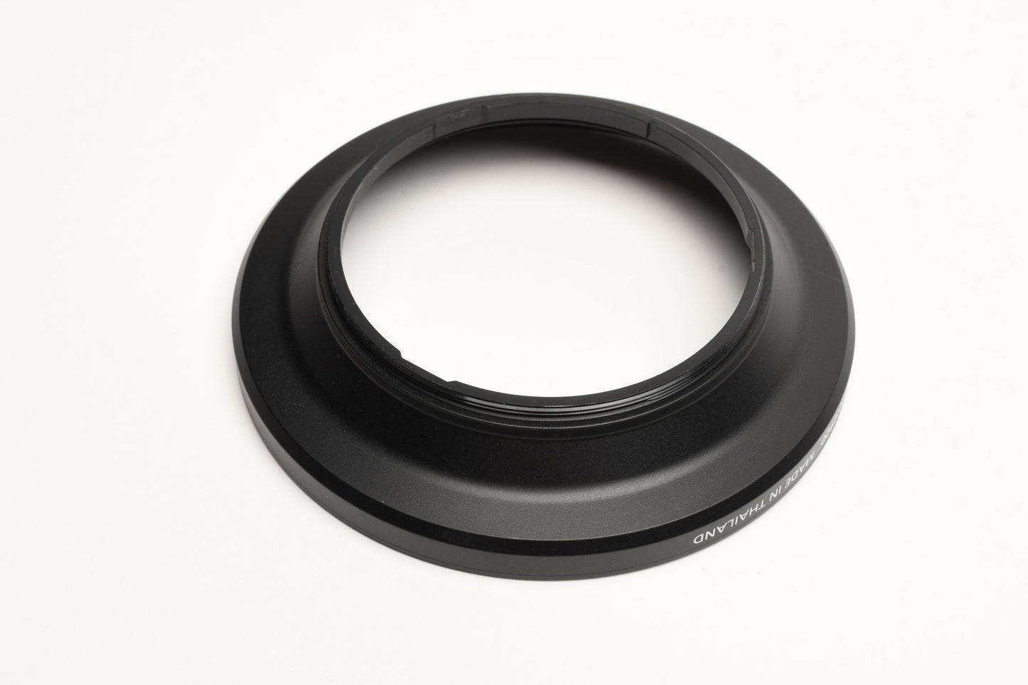 Nikon HN-CP20 Lens Hood for COOLPIX P950, Very Clean, Genuine