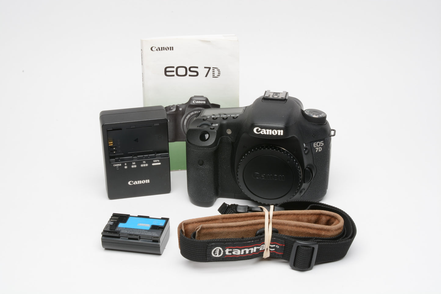 Canon EOS 7D 18MP DSLR body, batt, charger, strap, manual, cap, Only 5161 Acts!!