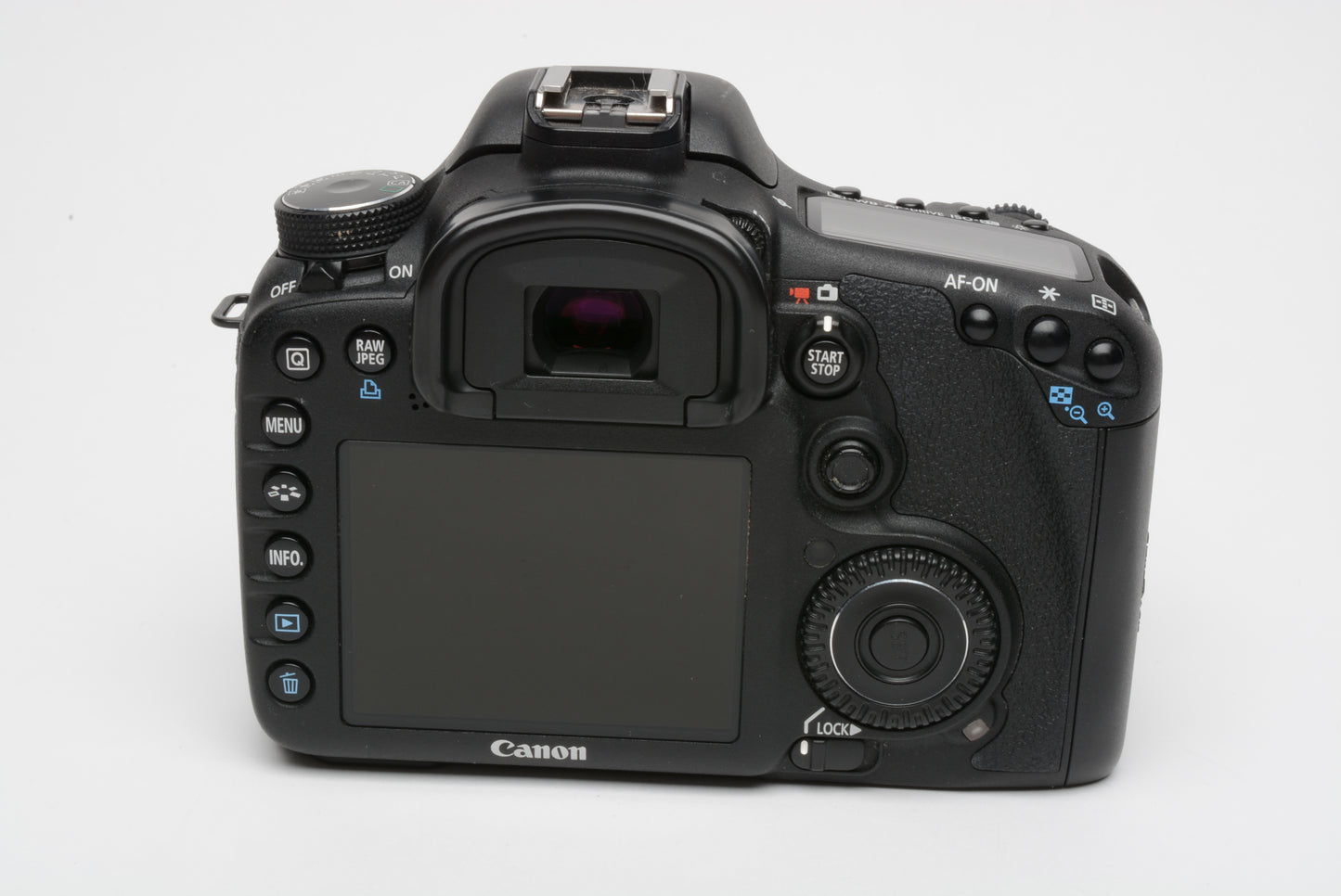 Canon EOS 7D 18MP DSLR body, batt, charger, strap, manual, cap, Only 5161 Acts!!