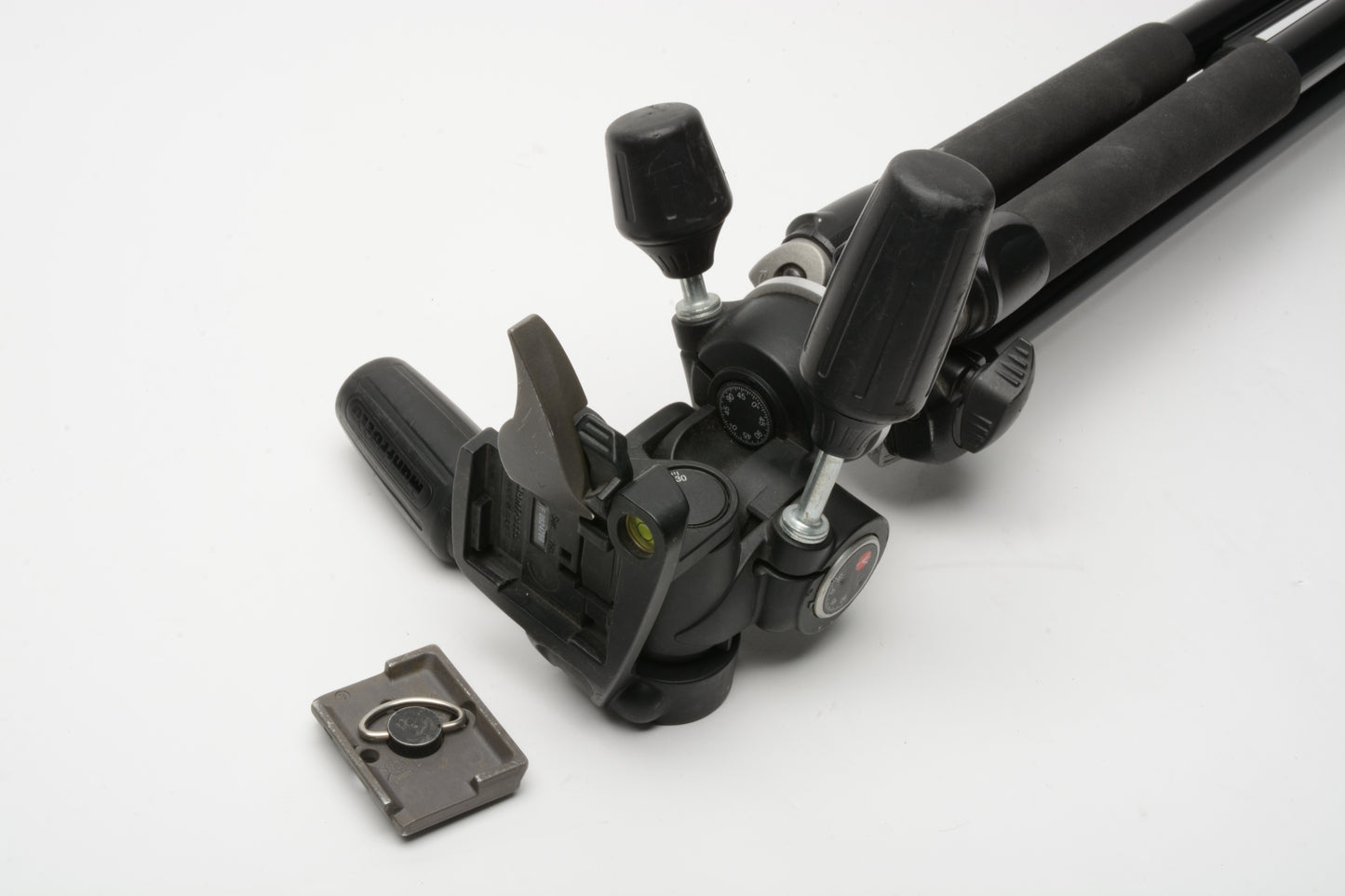 Manfrotto 290 MT293A3 Tripod w/804RC2 Head, Nice, great quality