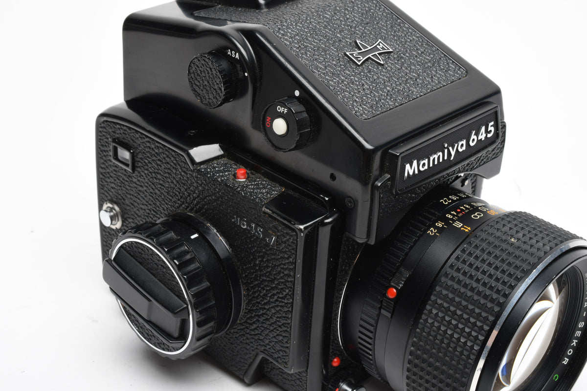 Mamiya M645J w/85mm f1.9 lens, AE Prism, New seals, Great!