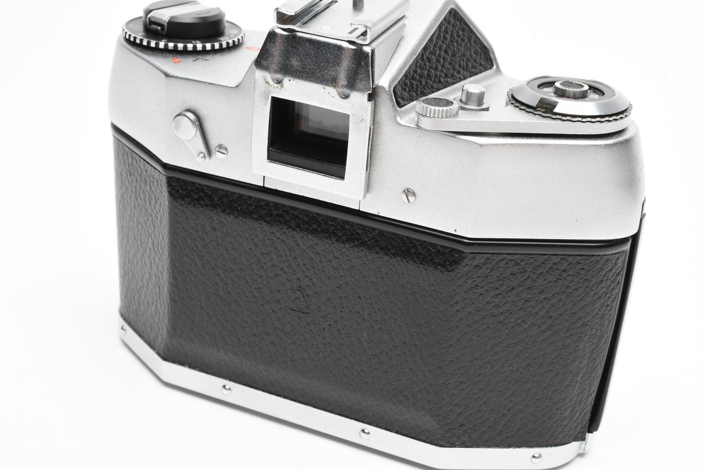 Exakta 500 SLR w/Carl Zeiss Jena Tessar 50mm f2.8 + Case, Spool, Shoe