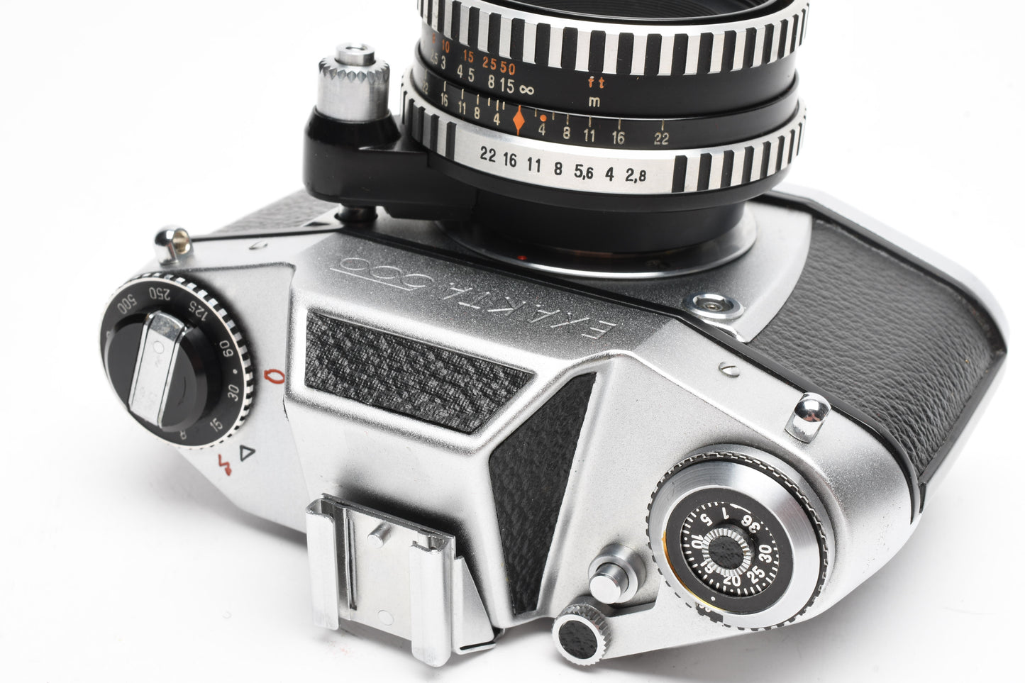 Exakta 500 SLR w/Carl Zeiss Jena Tessar 50mm f2.8 + Case, Spool, Shoe