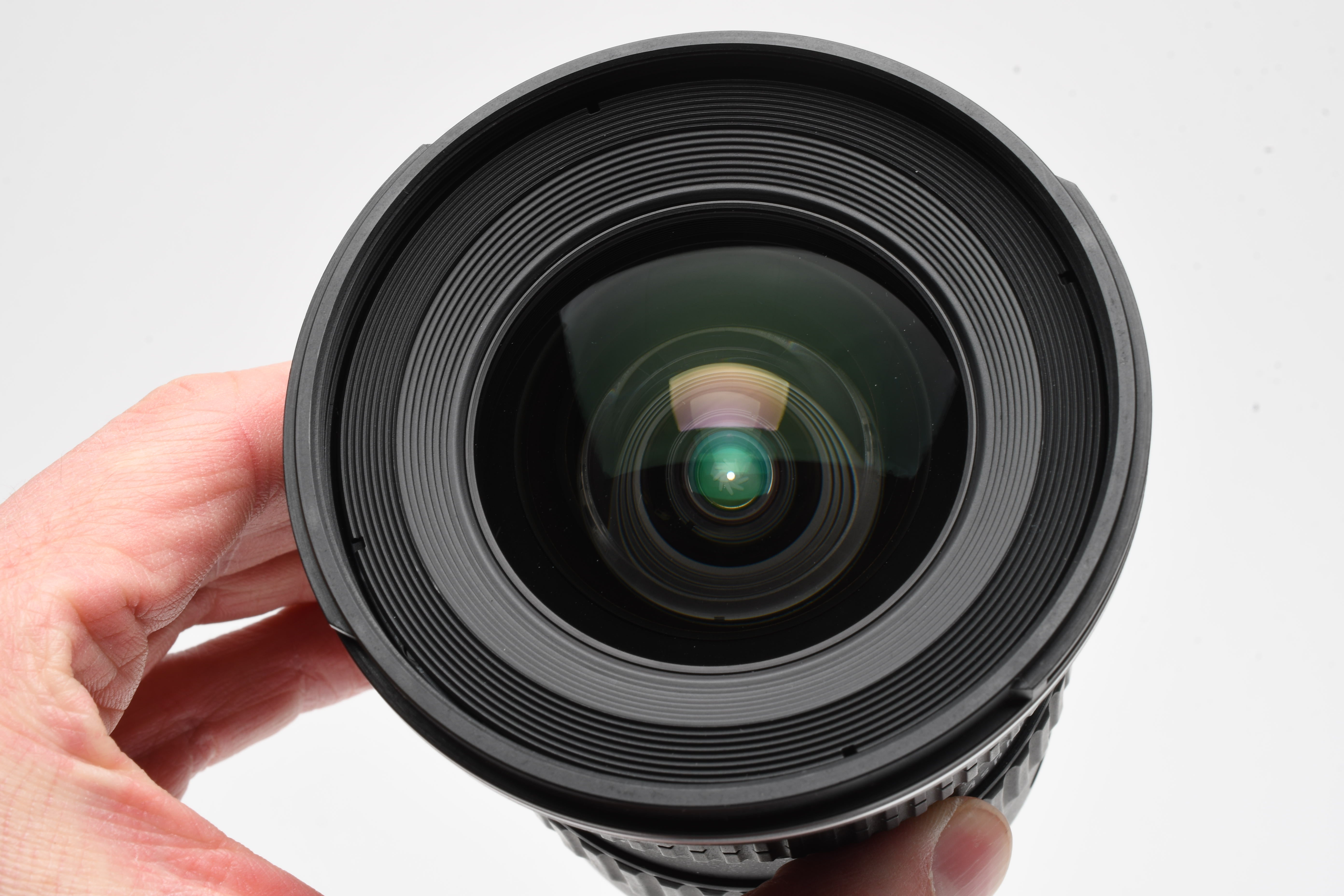 Tokina SD 11-16mm F2.8 (IF) DX ii EFマウント Tokina SD 11-16mm f2.8 IF DX II AT-X Pro lens for Canon EF, Mint