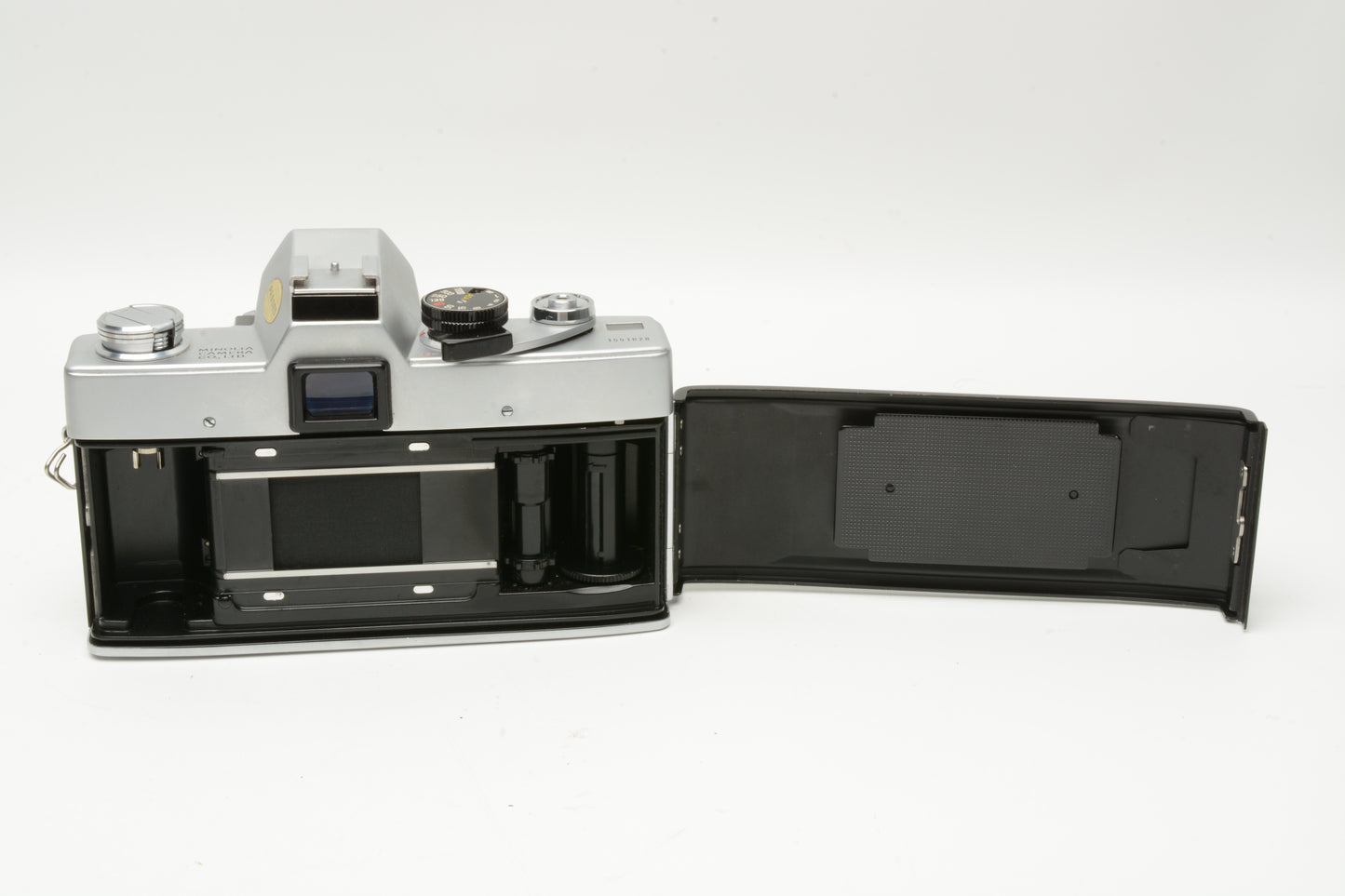 Minolta SRT-101 Chrome 35mm SLR Body Only, cap+manuals+new seals, Tested