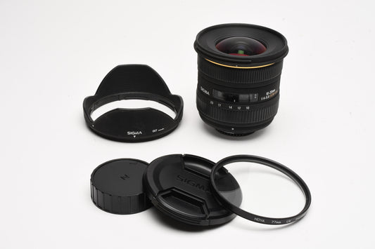 Sigma EX 10-20mm f4-5.6 DC HSM zoom Nikon AFS, caps, hood, UV, Great wide zoom