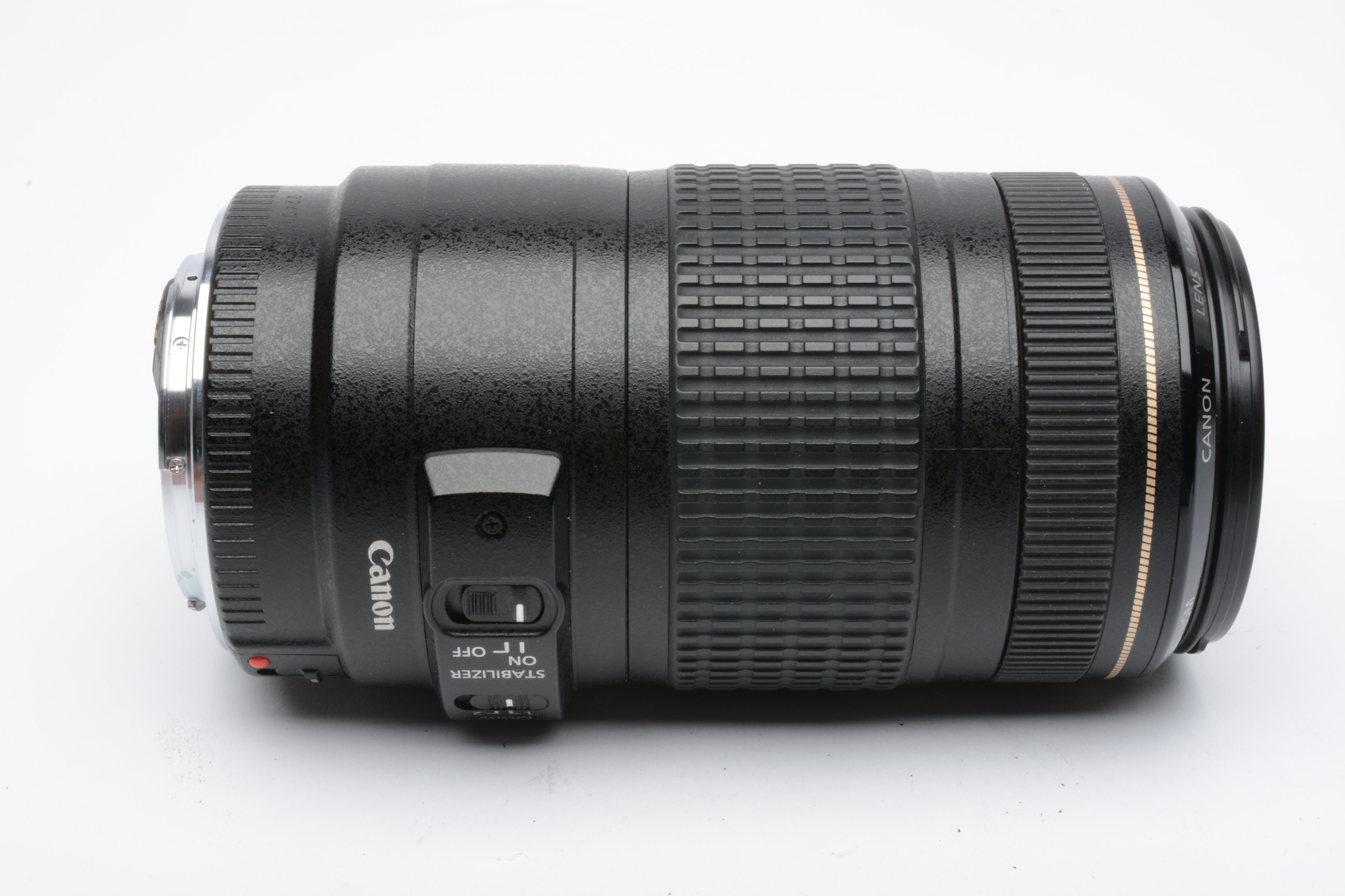 Canon EF 70-300mm f4-5.6 IS USM zoom lens, caps, UV, Mint-, Boxed