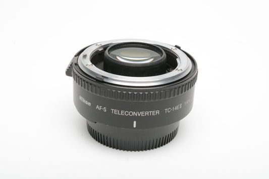 Nikon AF-S TC-14E II 1.4X Teleconverter, rear cap, clean & sharp!