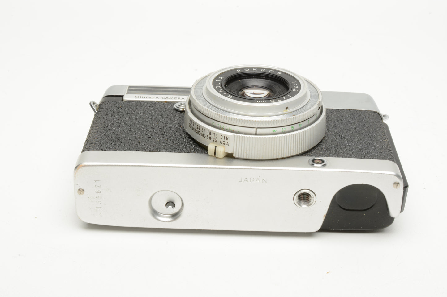 Minolta Minoltina P 35mm Rangefinder camera, Case, New Seals, Tested, Works great!