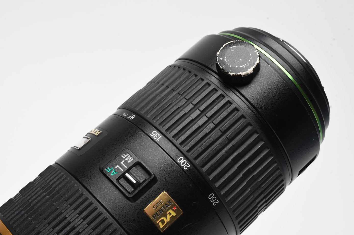 Pentax DA* 60-250mm ED IF SDM telephoto zoom, Hood, Pouch, No collar, sharp!