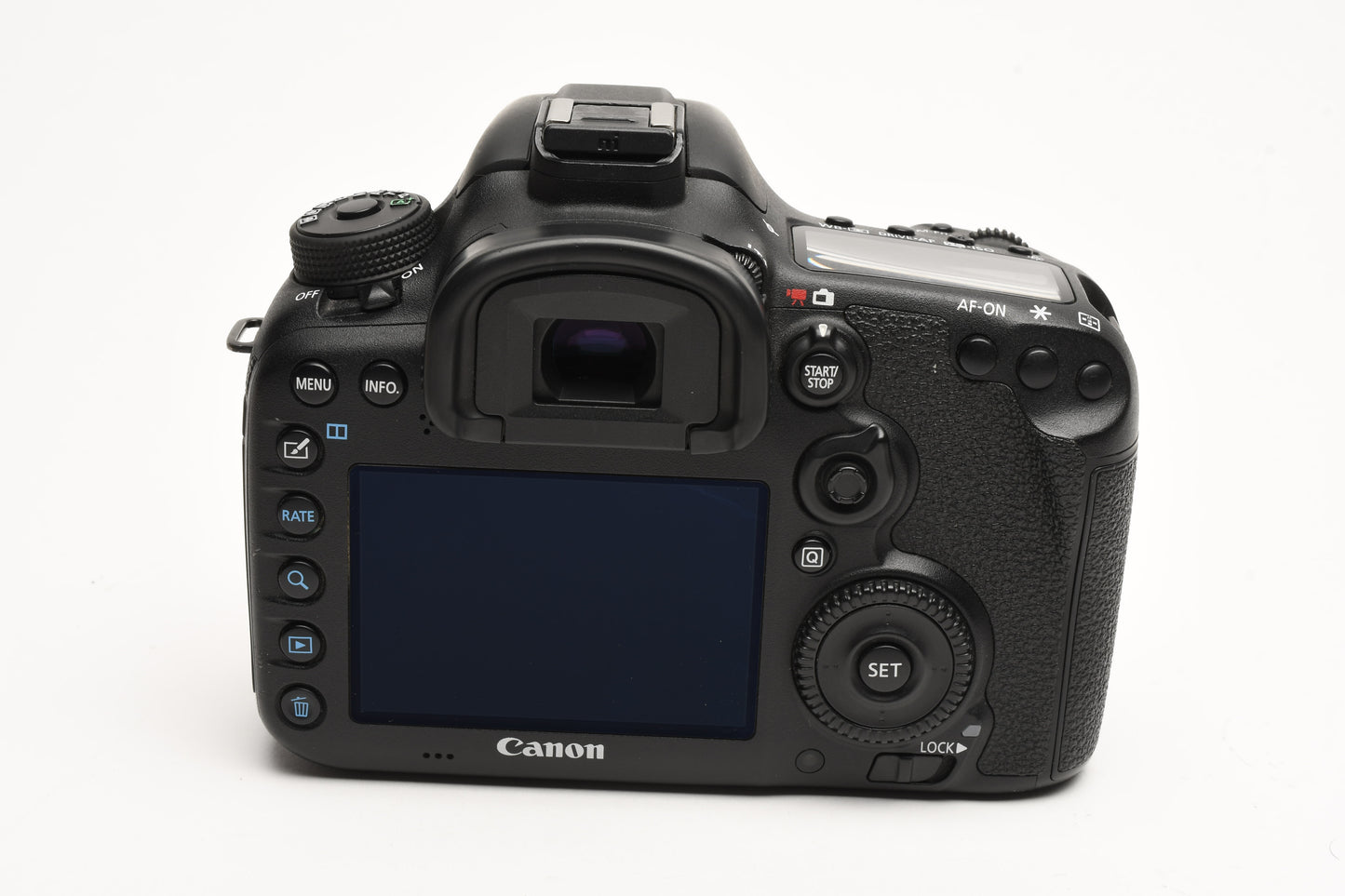 Canon EOS 7D Mark II DSLR Body w/3 batts, charger, strap, 52K Acts, Tested, Nice