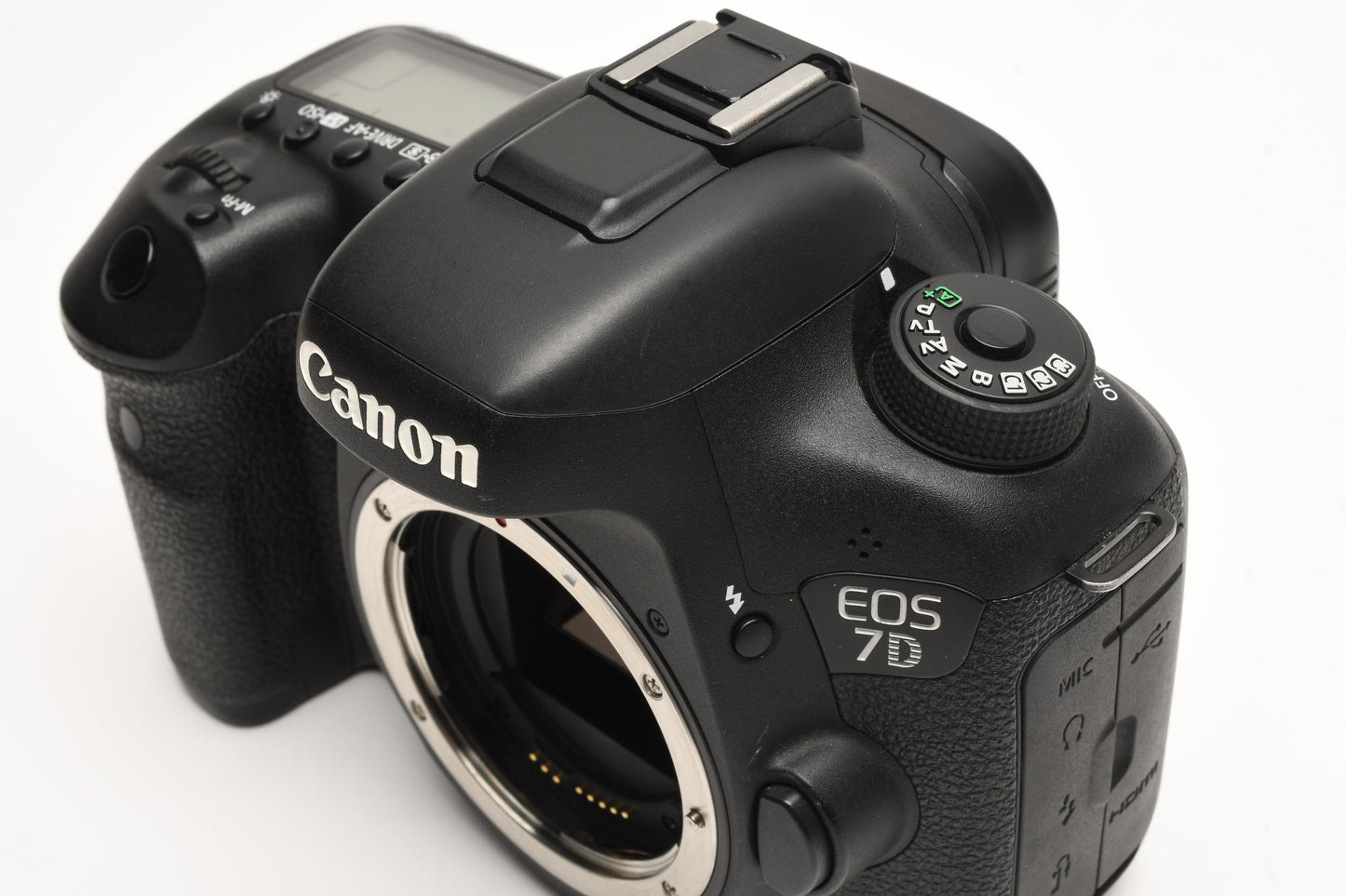 Canon EOS 7D Mark II DSLR Body w/3 batts, charger, strap, 52K Acts, Tested, Nice