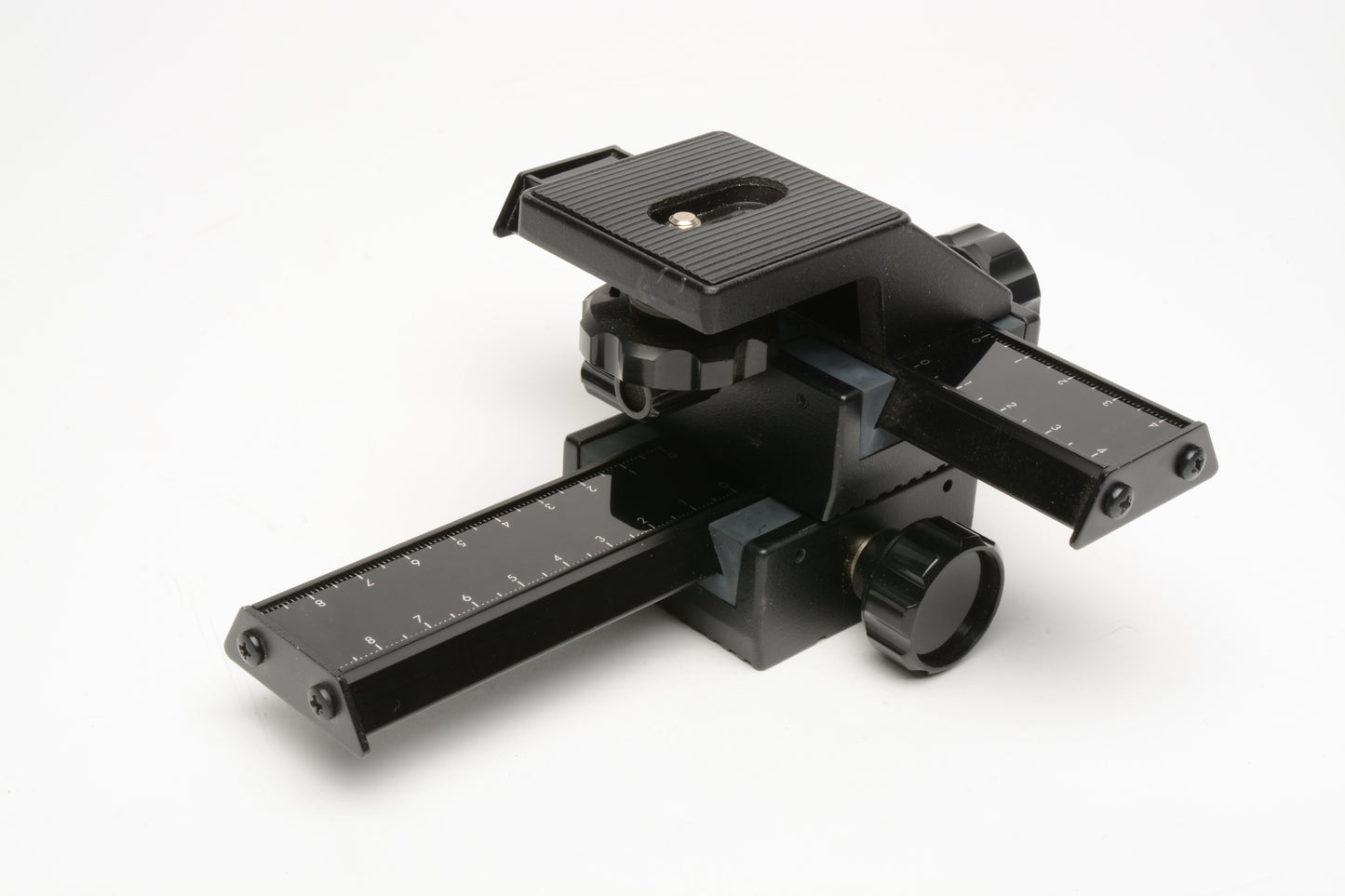Spiratone Macro Focusing Camera Mount Rail 4 Way Slider, Very clean