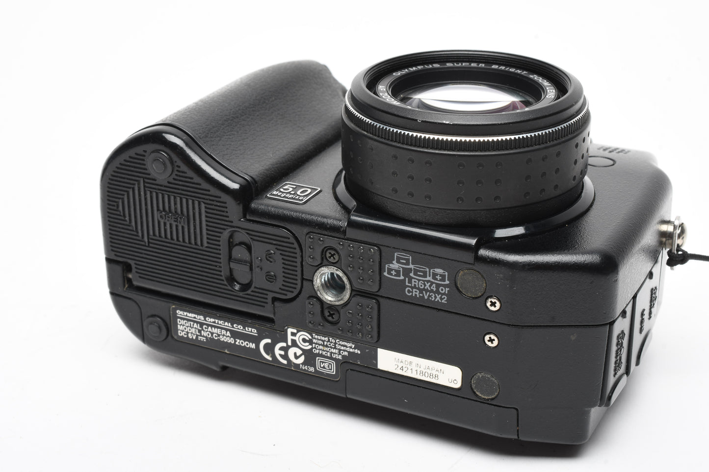 Olympus C5050 5MP Digital Point&Shoot w/f1.8 lens, CF, strap, Tested