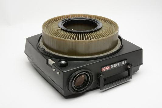 Kodak Carousel 650 slide projector bundle w/80 tray, 5" f3.5 lens, remote, tested