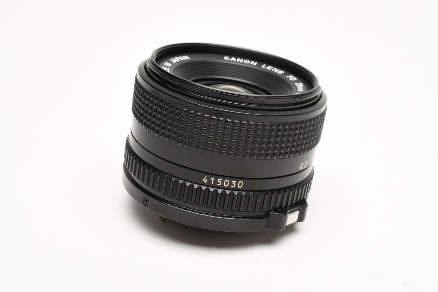 Canon FD 28mm f2.8 wide angle lens, caps, Nice wide angle lens