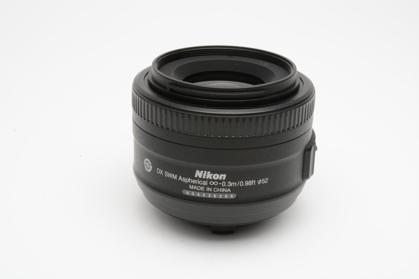 Nikon AF-S Nikkor 35mm f1.8G DX lens, caps, HB-46 lens hood, pouch, Mint-