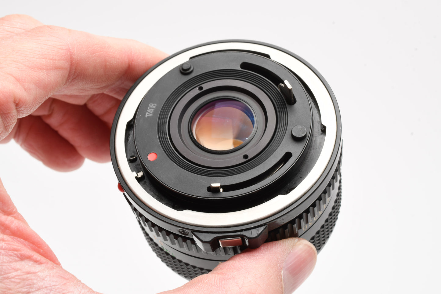 Canon FD 28mm f2.8 wide angle lens, caps, Nice wide angle lens