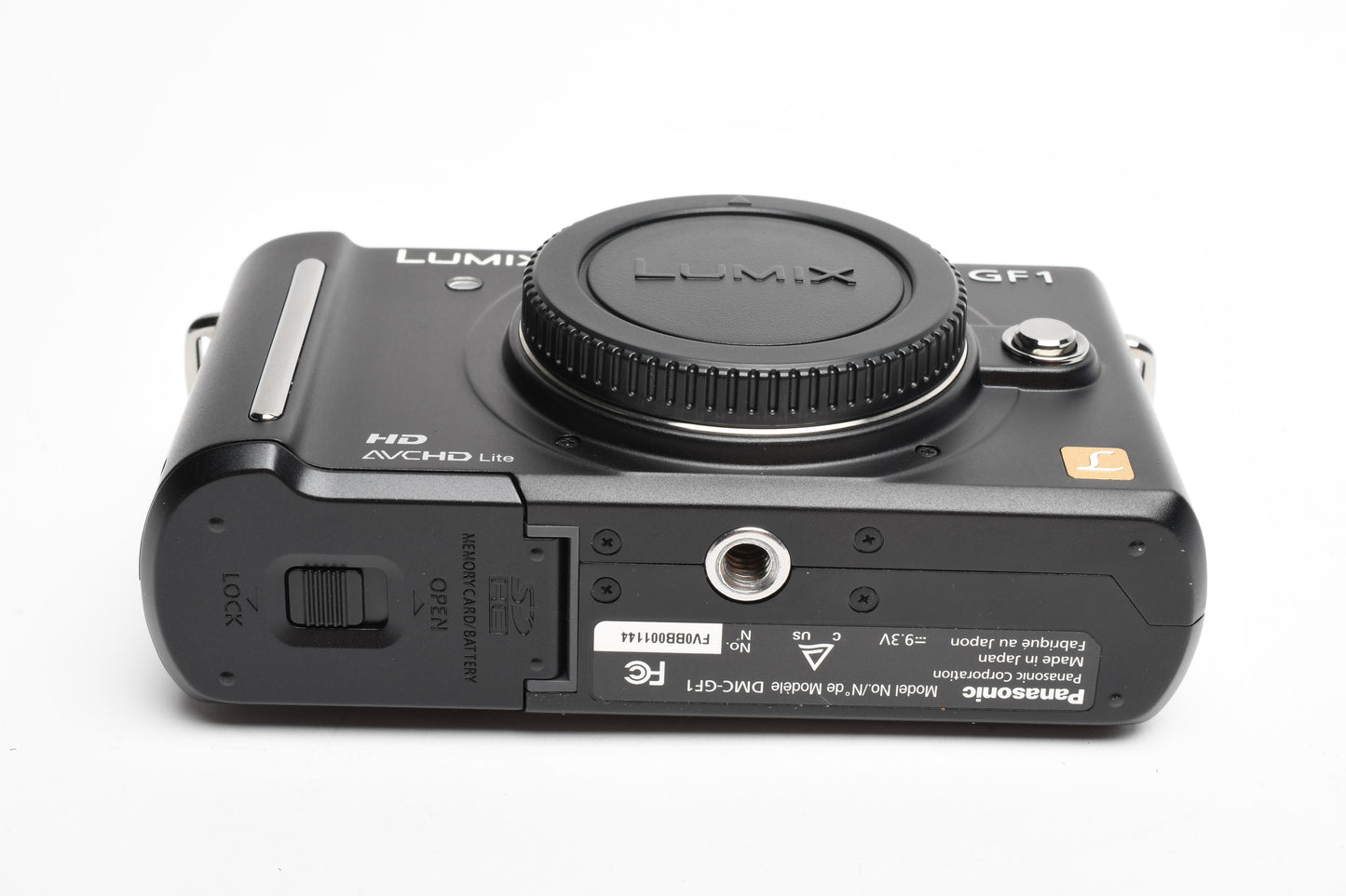 Panasonic Lumix GF1 Body, 2X batts, charger, strap, cables, tested, nice!
