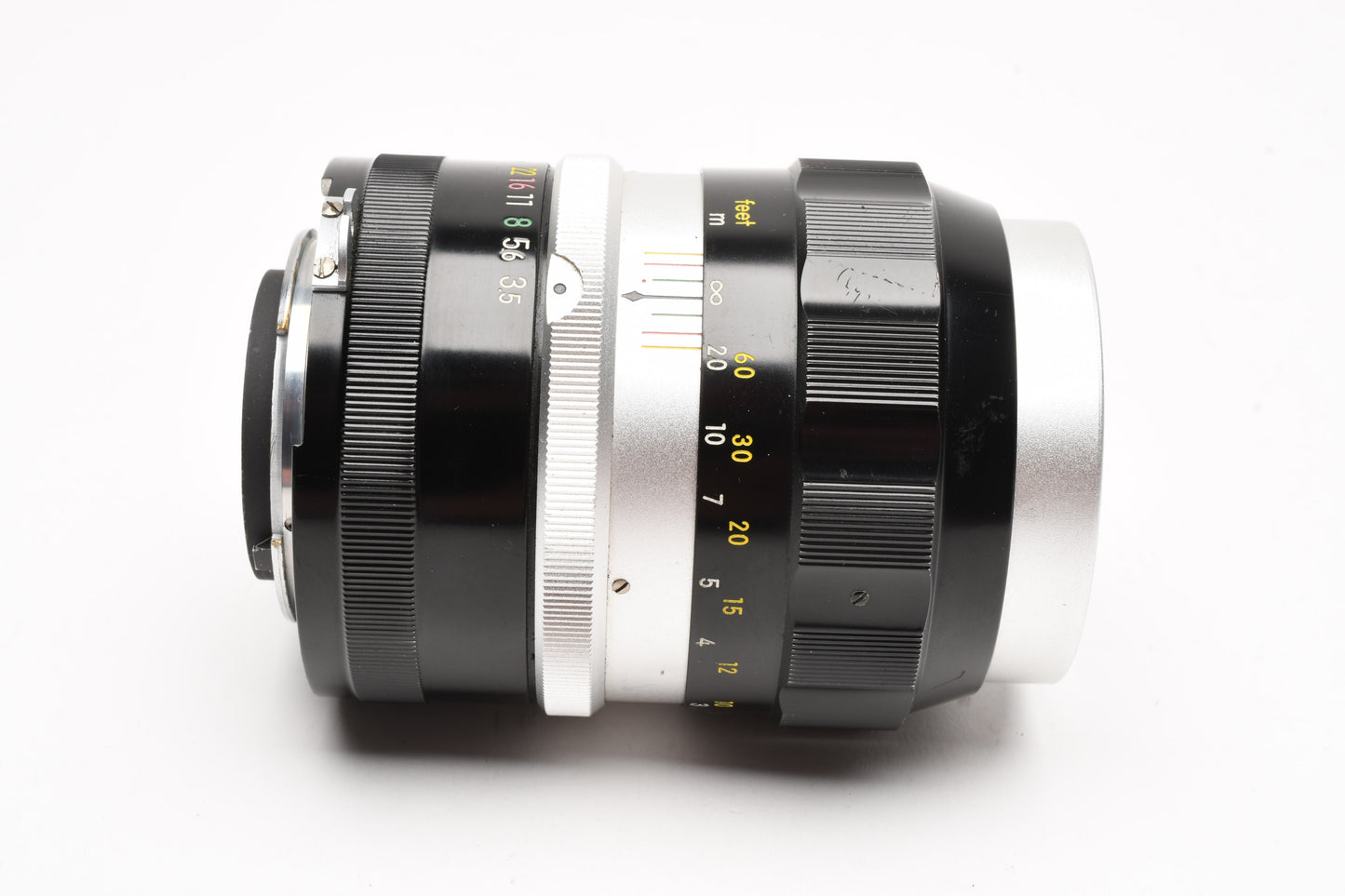 Nikon Nikkor-Q 135mm f3.5 Non-AI Portrait lens, caps, Great!