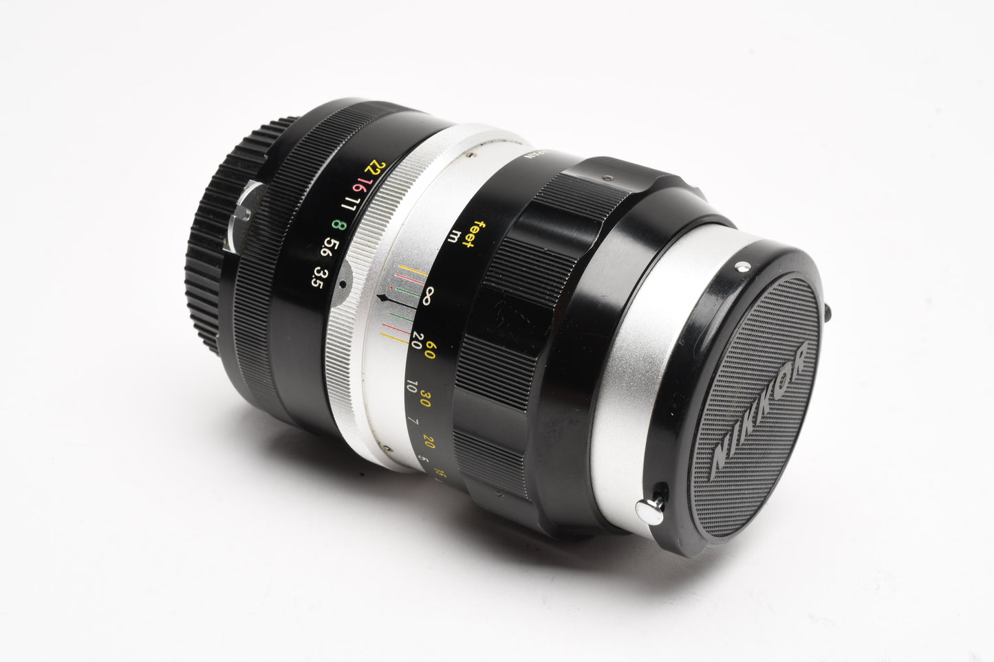 Nikon Nikkor-Q 135mm f3.5 Non-AI Portrait lens, caps, Great!