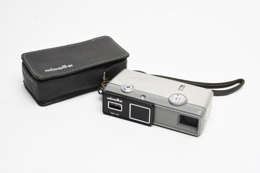 Minolta 16 E.E Subminiature camera, case, strap, Works! Clean (Silver)