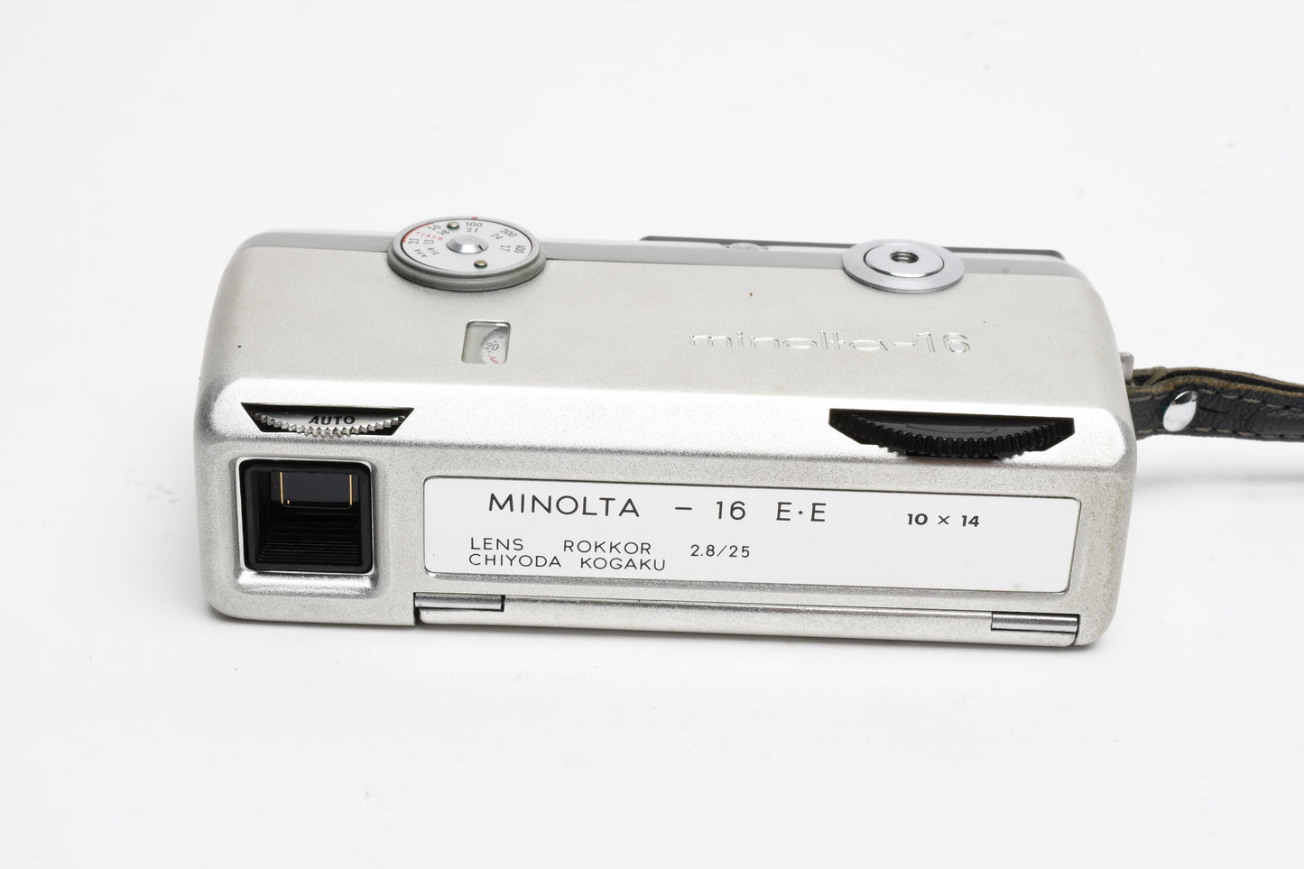 Minolta 16 E.E Subminiature camera, case, strap, Works! Clean (Silver)
