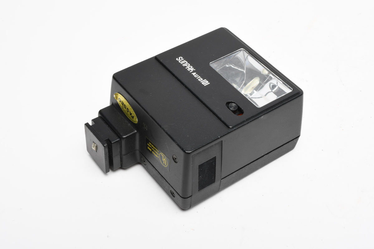Sunpak Auto 101 Flash w/Sync cord, Tested, Great