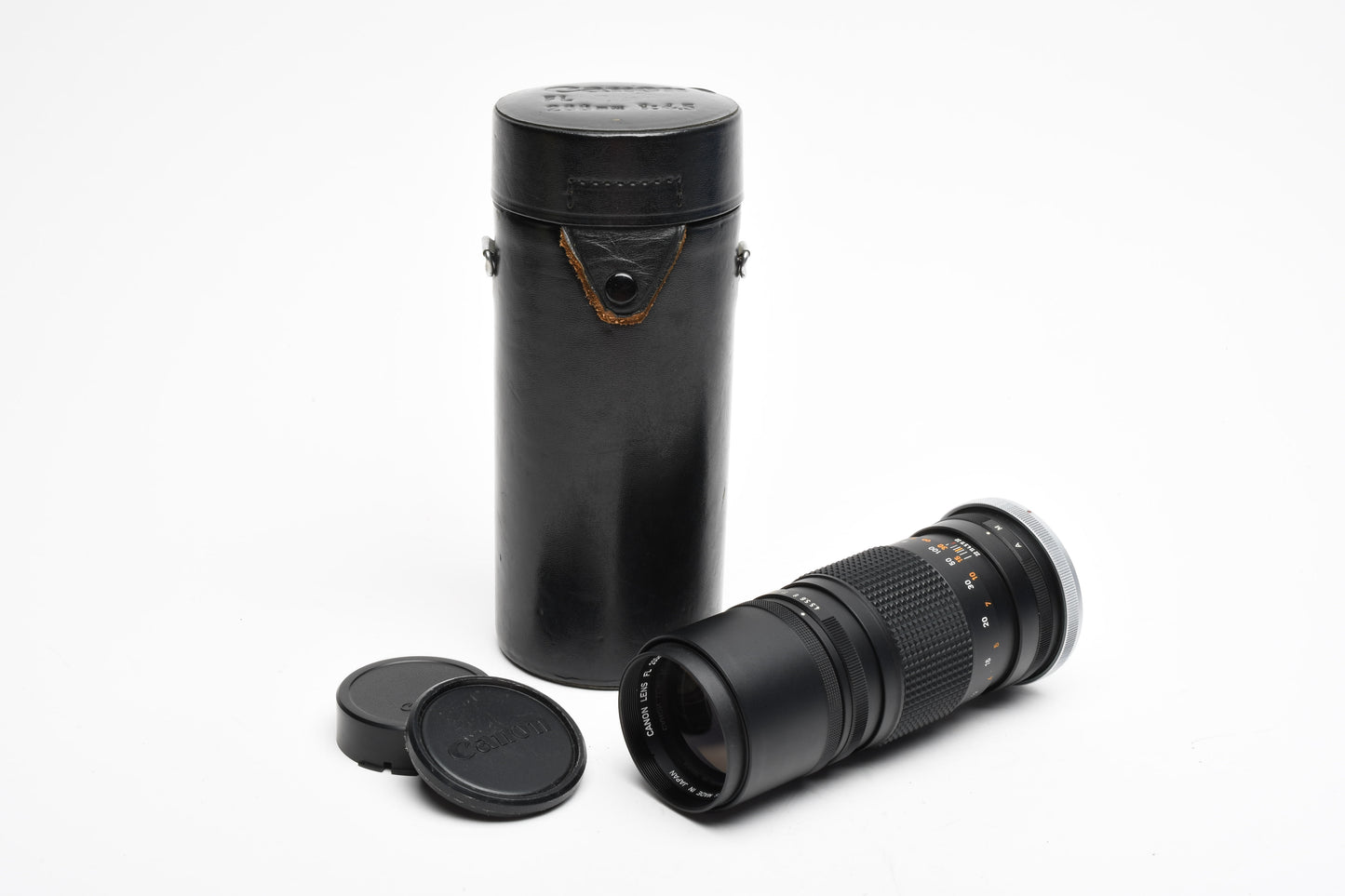 Canon FL 200mm f4.5Telephoto lens for Canon FD mount, Case+Caps, Mint-