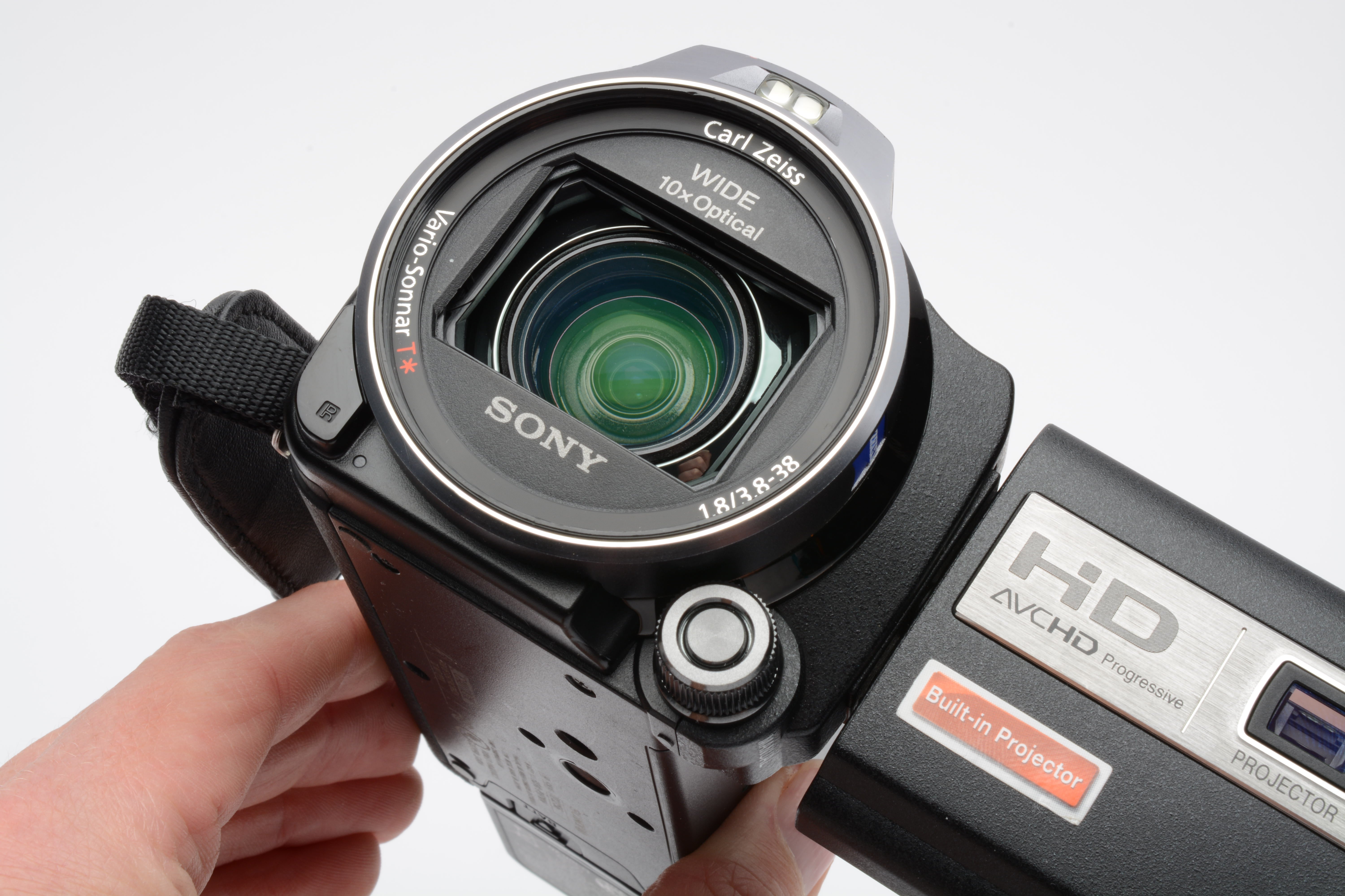 Sony HD handycam 24.1 - mega sale pixels