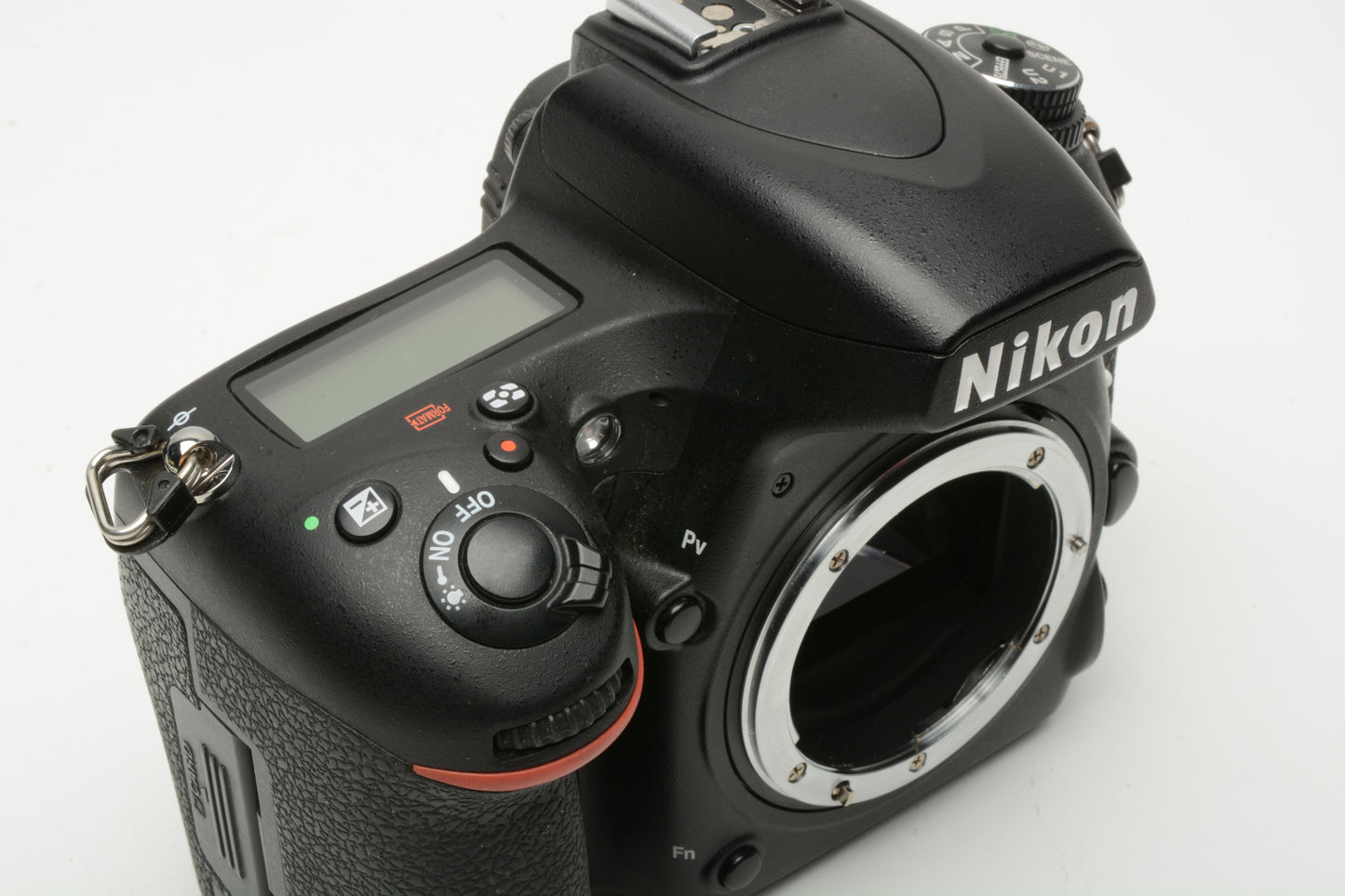 Nikon D750 DSLR Body w/2x batts, dual charger, 140K Acts, Still Great!