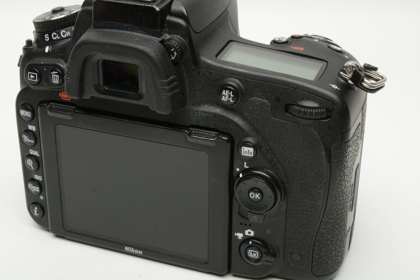 Nikon D750 DSLR Body w/2x batts, dual charger, 140K Acts, Still Great!