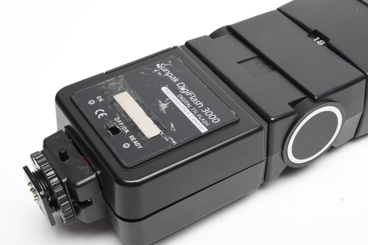 Sunpak Digiflash 3000 Flash TTL for Canon Auto DSLR cameras