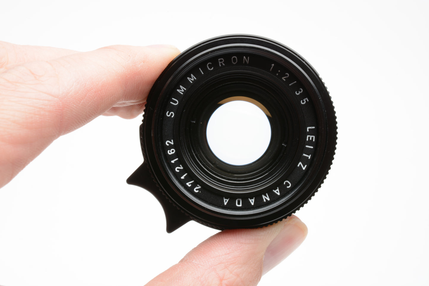 Leica Leitz Summicron 35mm f2 lens (V.3) Canada / black, very clean, sharp!