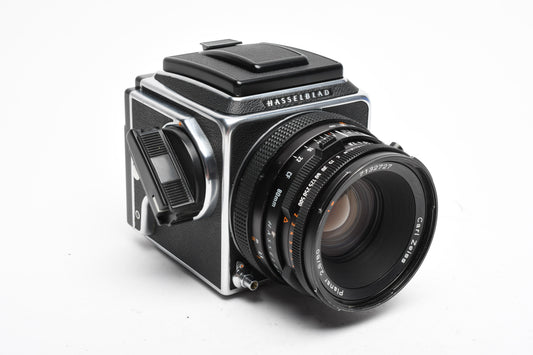 Hasselblad 500C/M Body, WLF, 80mm T* f2.8 Planar, Clean accurate, Great!