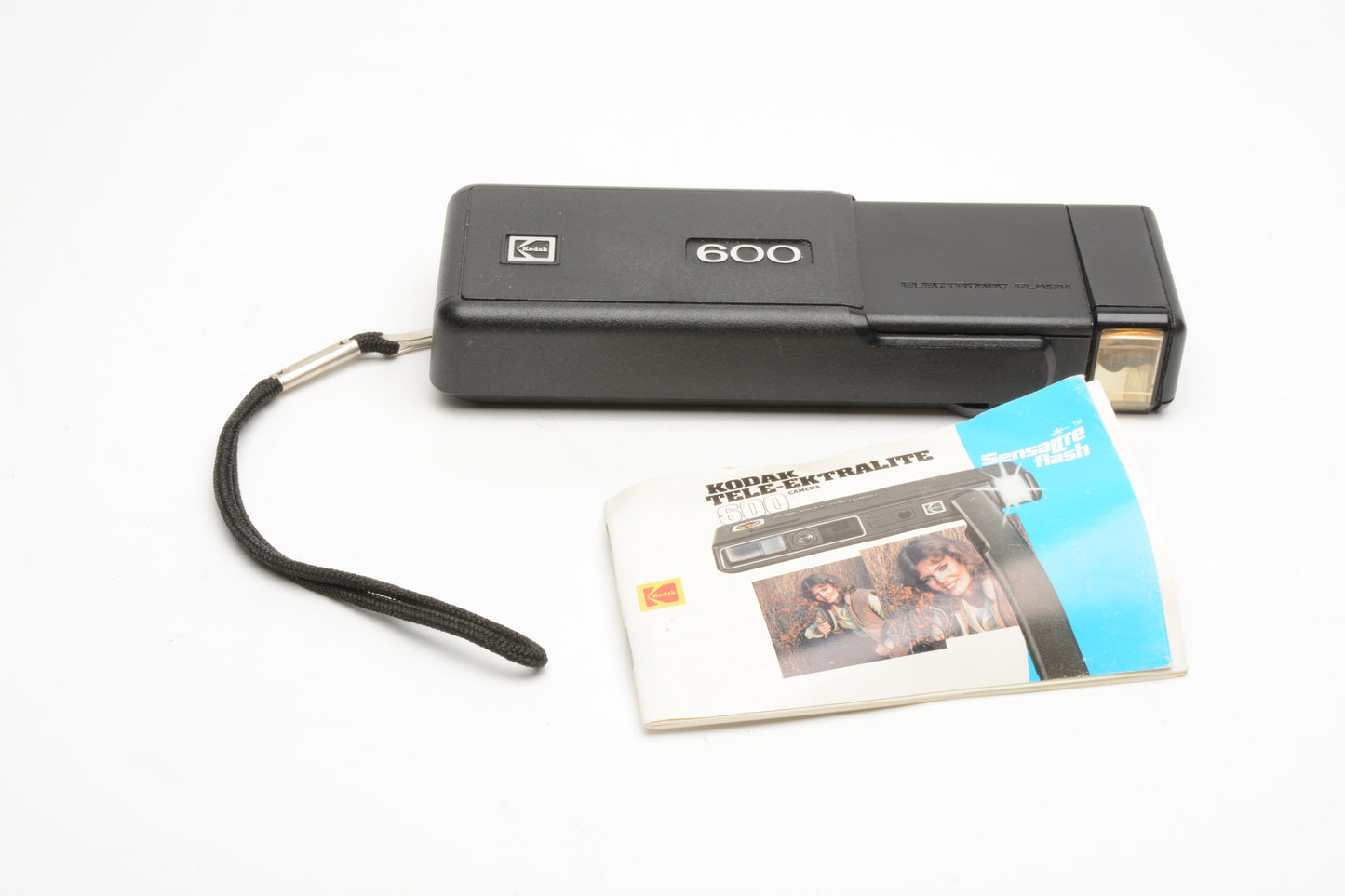 Kodak Tele-Ektralite 600 110 Camera w/Built in Flash + Manual