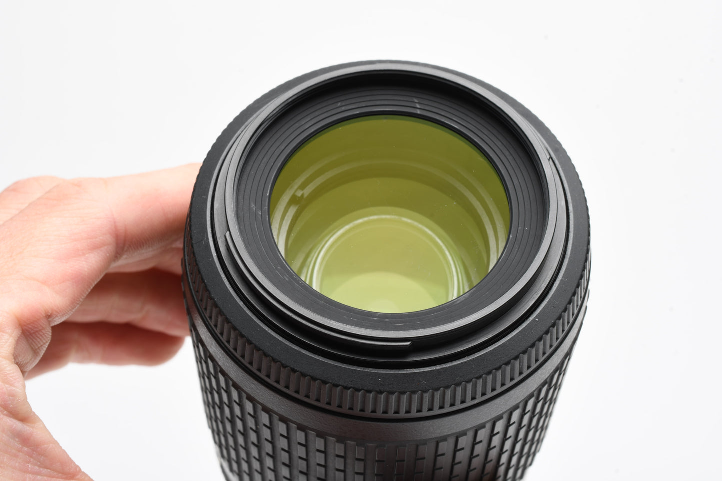 Nikon AFS Nikkor 55-200mm F4-5.6G ED DX VR zoom lens, hood, caps, Mint-