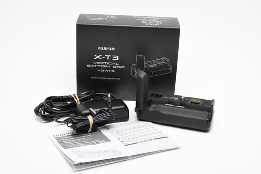 Fujifilm X-T3 Vertical Grip w/AC Power adapter, Mint-, Boxed, USA