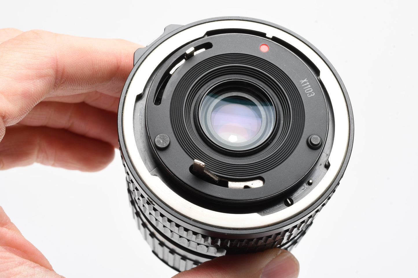 Canon 28-55mm f3.5-4.5 compact zoom w/Canon UV, Caps, FD Mount