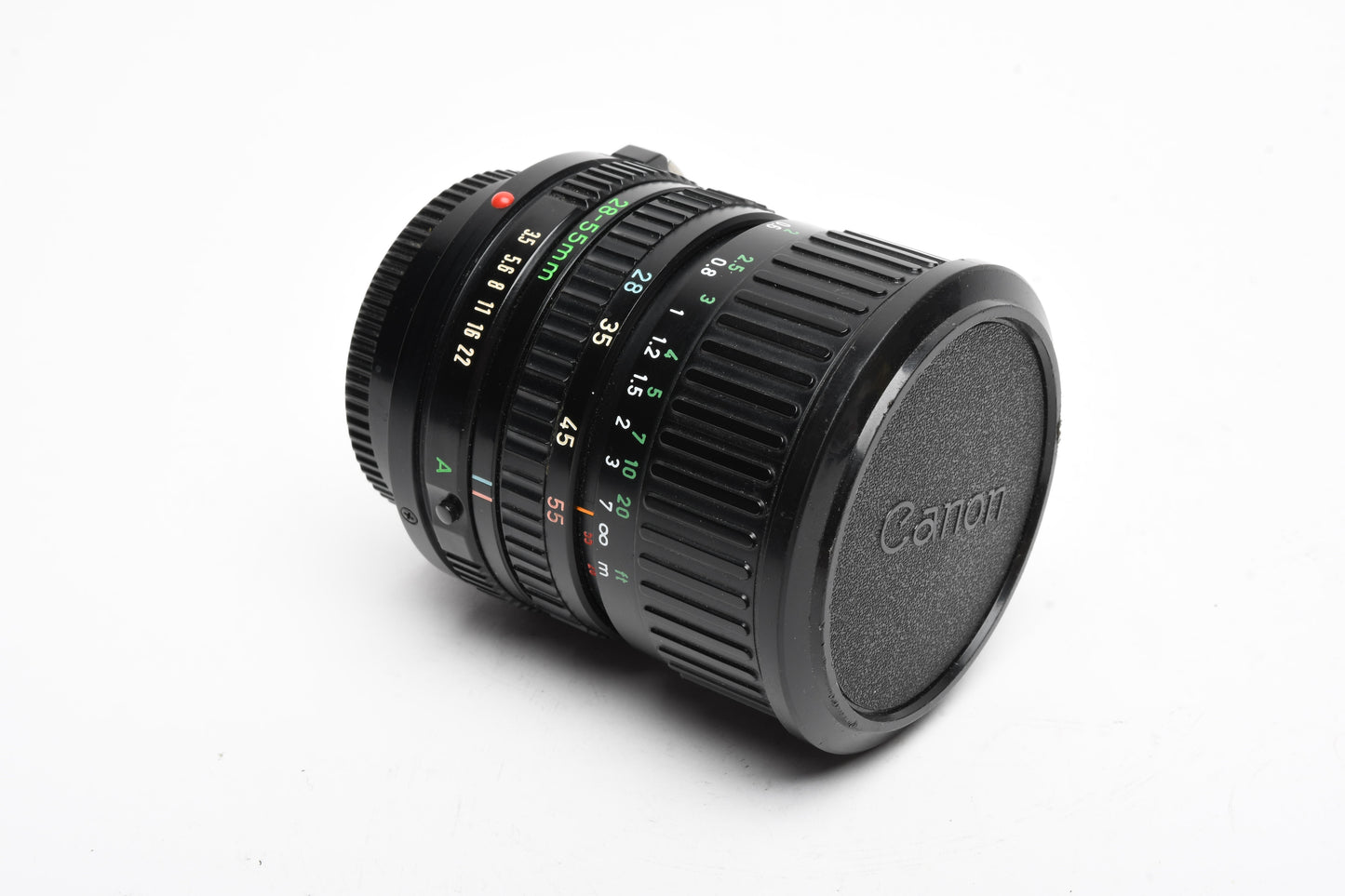 Canon 28-55mm f3.5-4.5 compact zoom w/Canon UV, Caps, FD Mount
