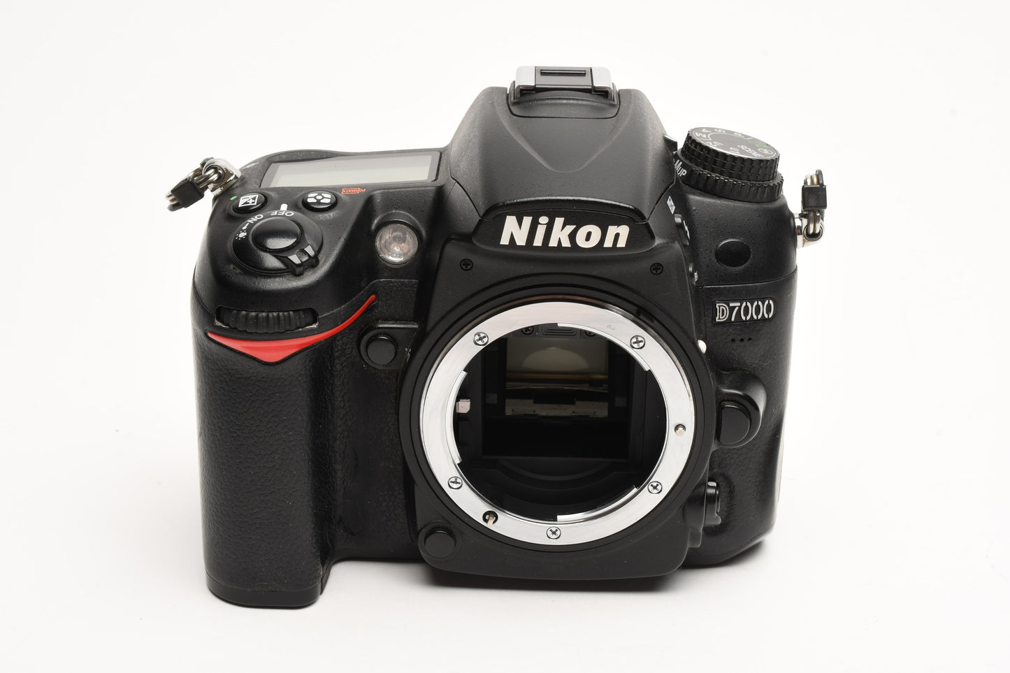 Nikon D7000 16.2MP DSLR, batt, charger, 306K Acts, Tested, Great!