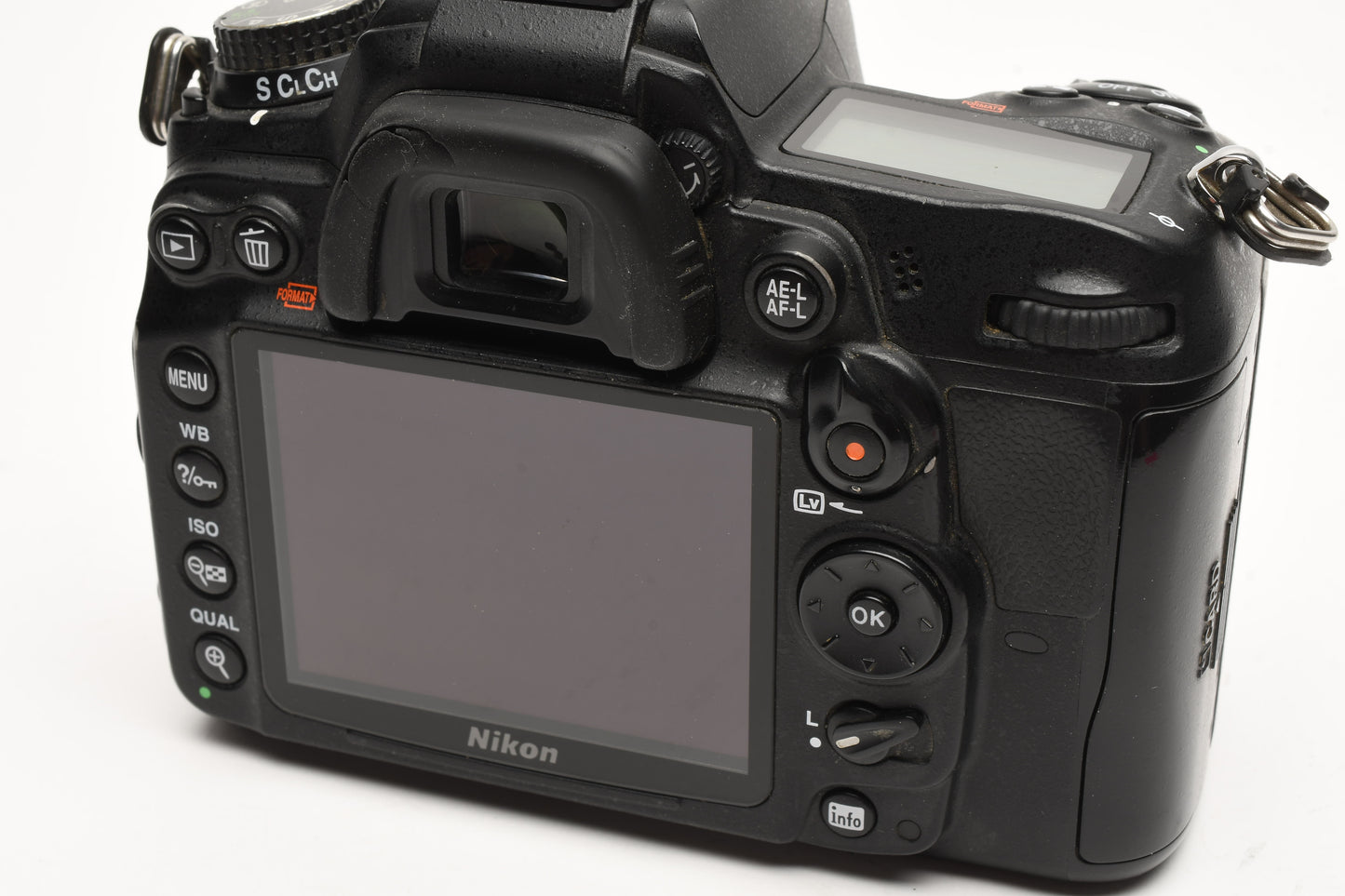 Nikon D7000 16.2MP DSLR, batt, charger, 306K Acts, Tested, Great!