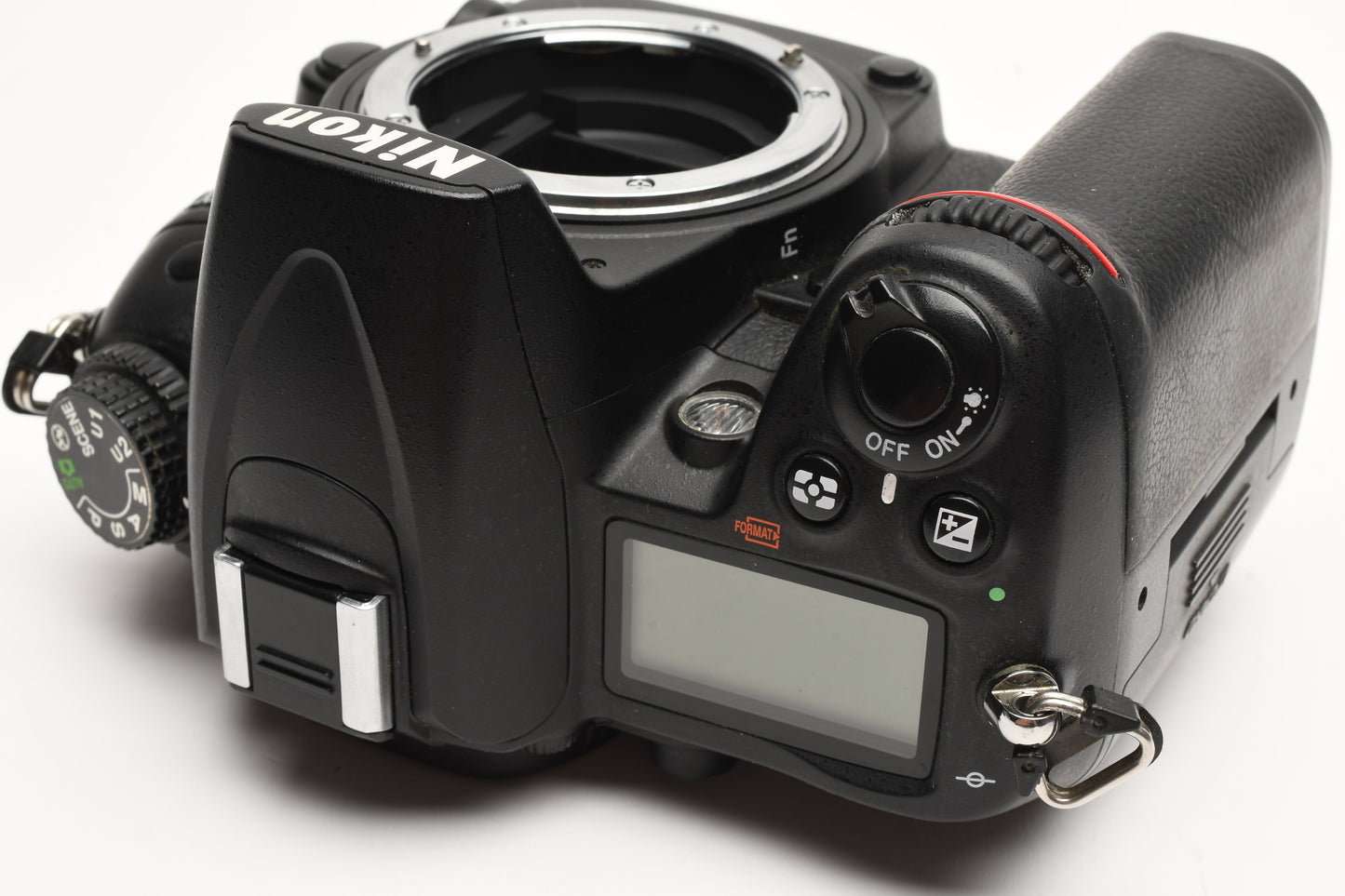 Nikon D7000 16.2MP DSLR, batt, charger, 306K Acts, Tested, Great!