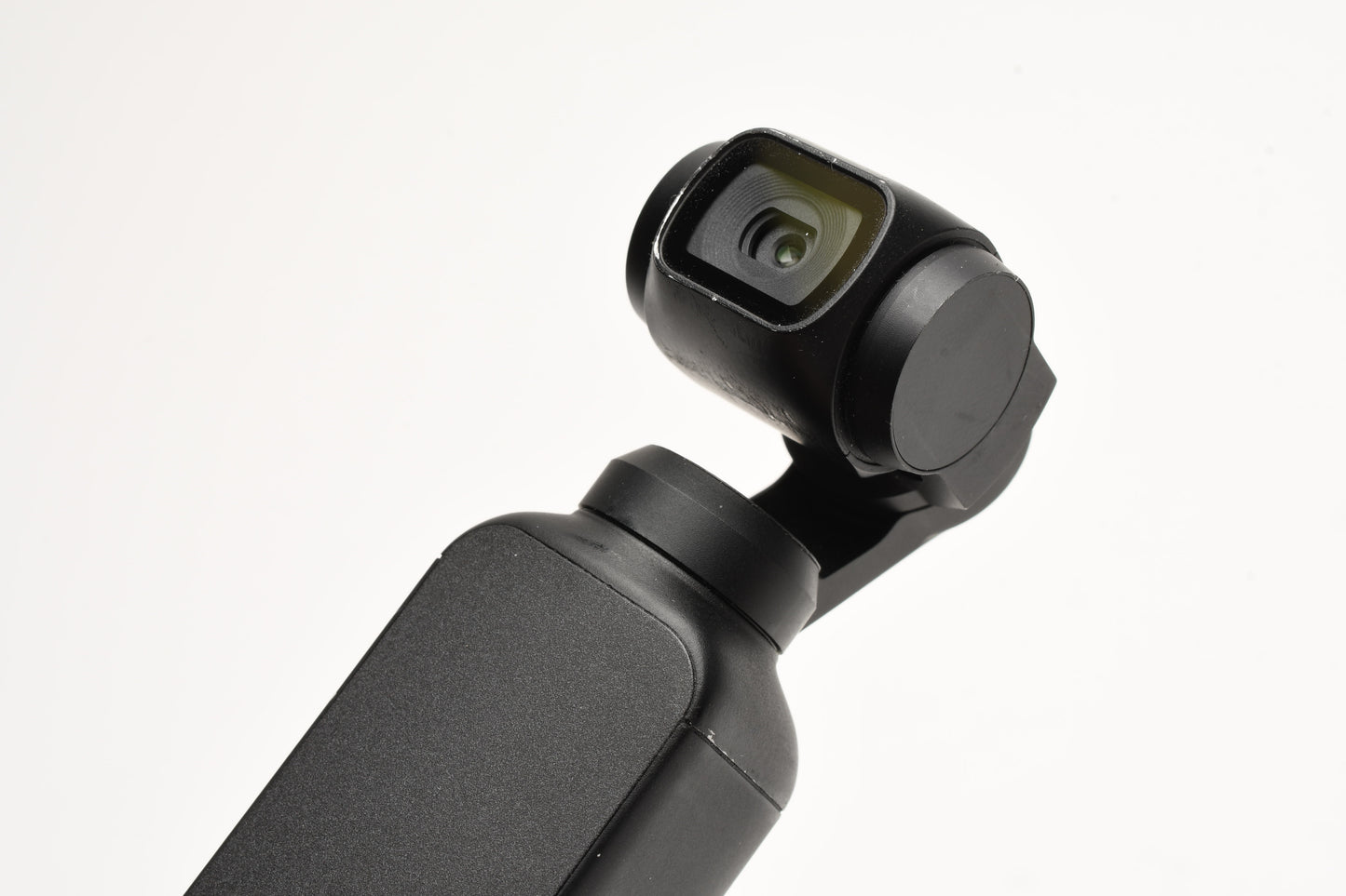 DJI Osmo Pocket 1 Handheld 3-Axis Stabilizer 4K Camera Bundle - OT110