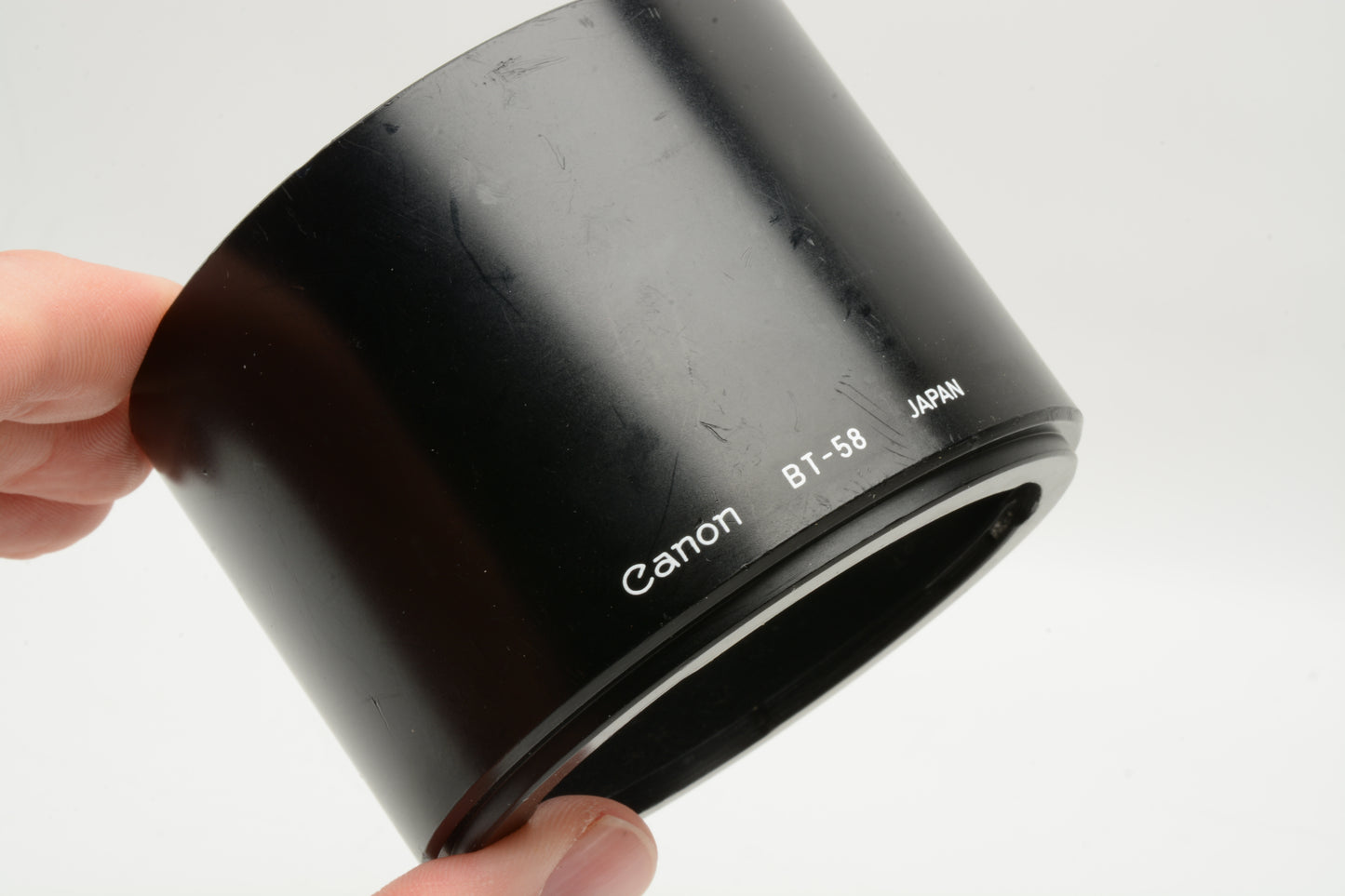 Canon BT-58 plastic bayonet lens hood 58mm diameter