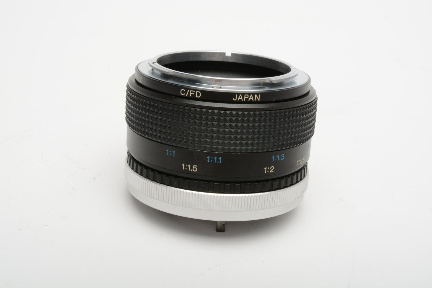 Vivitar 2X 7-Element macro extender for Canon FD in case, Great!